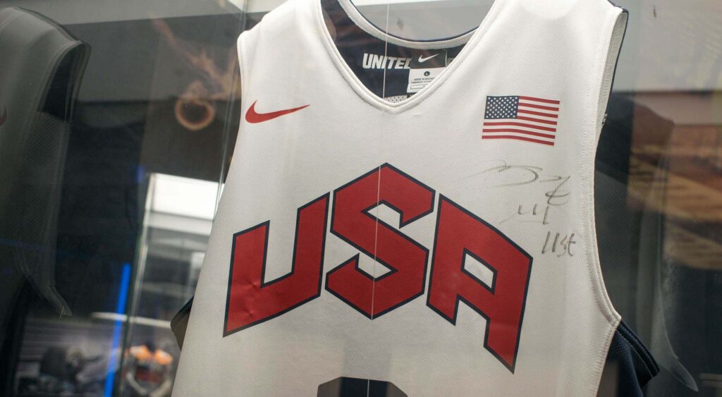 Museum Exposition Basketball Tshirt USA(1) copia